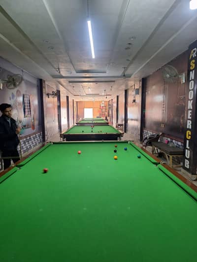 Running Snooker Club/Snooker Table/Snooker