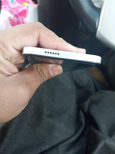 brand new Just 20 days use Urgent sell  10/10 Full box