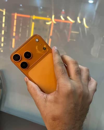 I phone xr convert 17pro