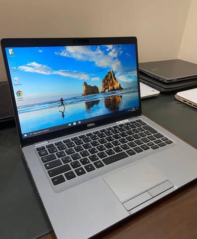 dell laptop core i5 8th gen 8/256 SSD