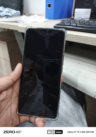 Vivo v30e 5G  8/256Gb