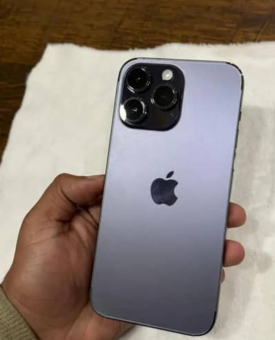 Iphone 14 pro max. . . With full box. . . 512GB memory