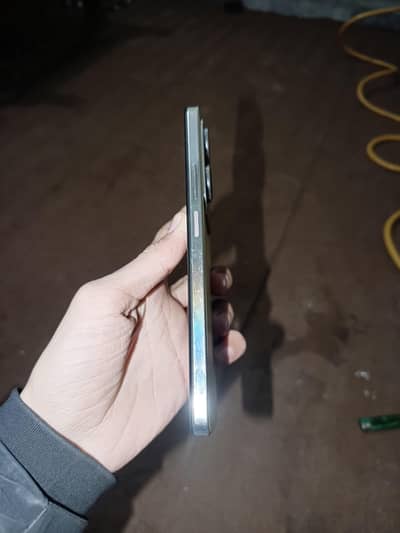 Infinix hot 40 pro 10 by 10 condition