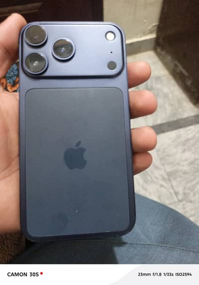 xr convert in to 17 pro max  128 GB lush condition