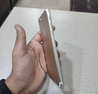 iphone 7 plus 128 GB my WhatsApp number 0320-24-100*47