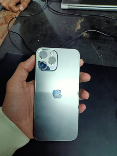 Urgent sale 12 pro max JV 03704918088