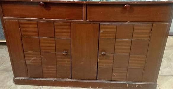 iron stand in good condition