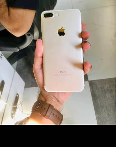 iphone 7 plus 128 GB my WhatsApp number 0320-24-100*47