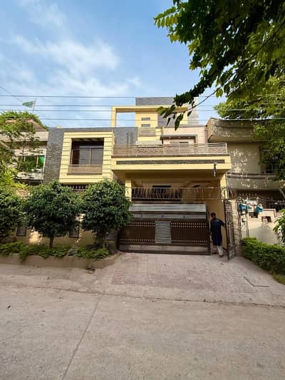 10 Marla Brand New House Khayaban E Sarfraz