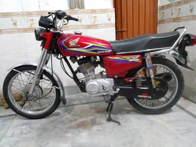 Honda 125 model 17 in good condition biometric mojod he