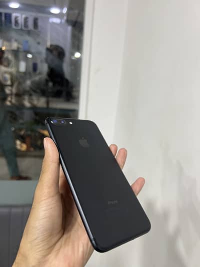 Iphone 7plus 128gb pta approved