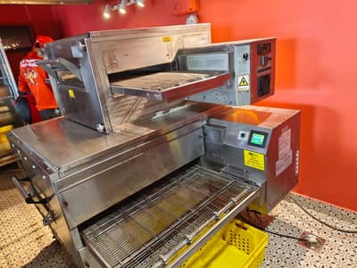 All commercial kitchen equipments available