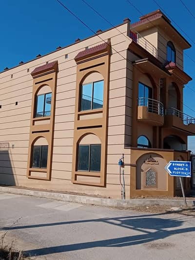 Front Rock wall-Paint polishing-Graphics wall-Steeco Paint-Grace Wall