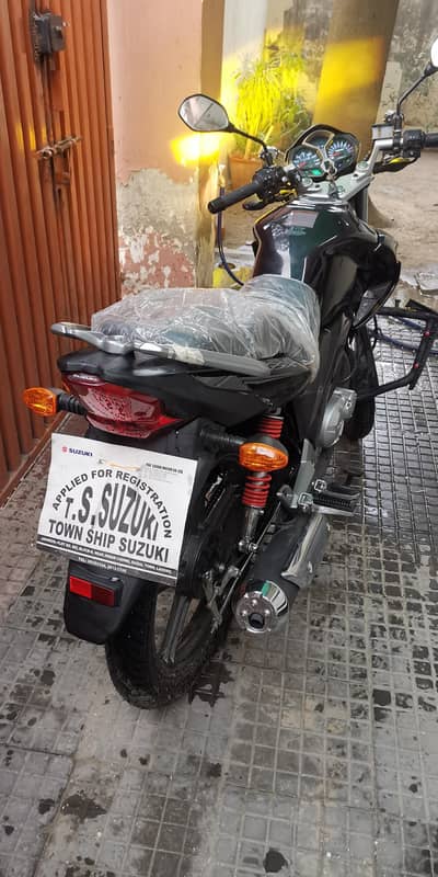 Suzuki GSX 125, GS 125, SUZUKI 125