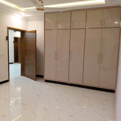 G-9/4 Size 35x70 Full House 6 Bed 6 Bath 2 Drawing 2 TV Lounge 2 Kitchen For Rent