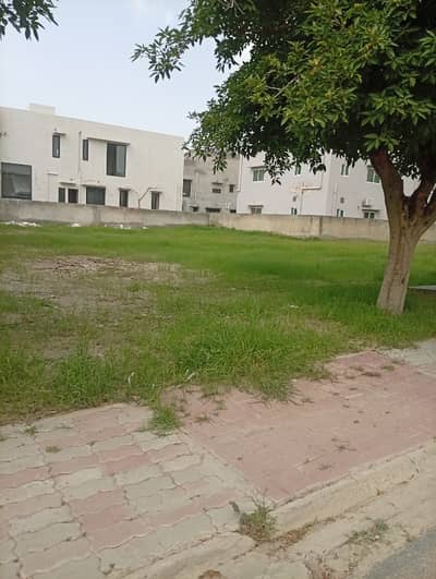 20 MARLA PLOT IN VALENCIA TOWN URGENT SALE SALE SALE URGENT SALE