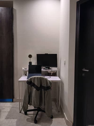 Used small table - 3x2ft