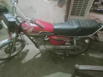 Honda 125 urgent sale