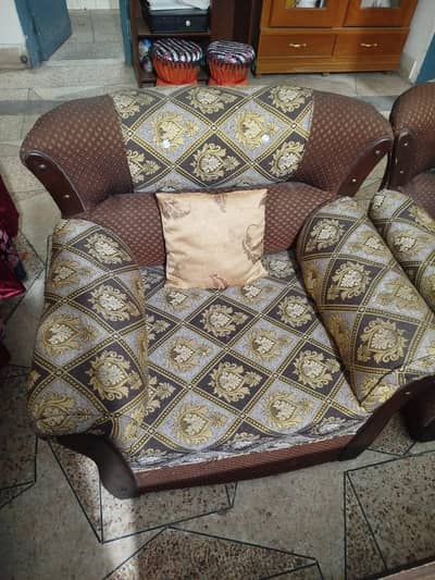 sofa brown clr