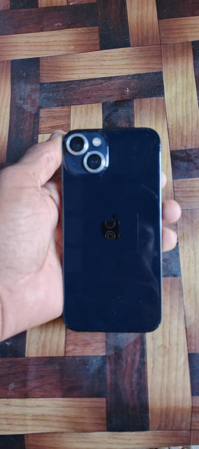 iphone 13 box in lead condition 10 by 10 mamuli scrath in front mam le