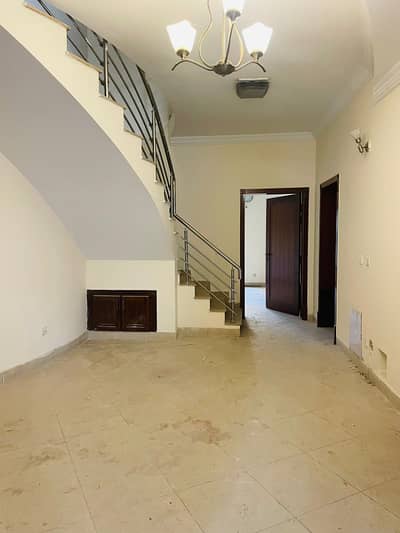 House In DHA Phase 1 - Sector E For rent