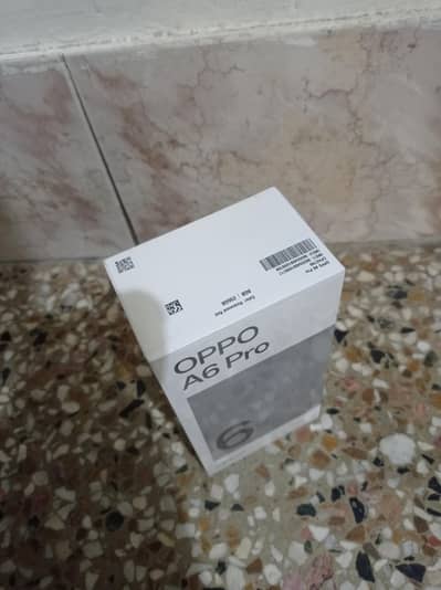 oppo A6 pro 8 GB 256GB available