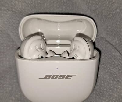 Bose QuietComfort Ultra Earbuds - White Smoke