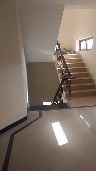 Upper Portion Sized 12 Marla Is Available For rent In DHA Phase 1 - Sector F