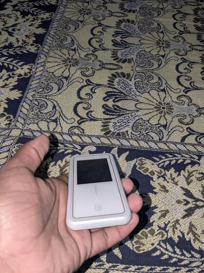 Wifi modem  insert any sim for wifi .