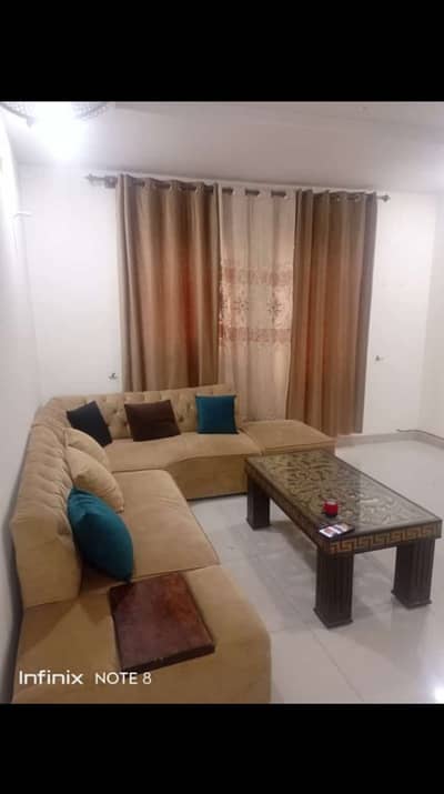 Phr day short Time flats available