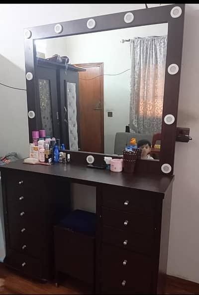 bedroom set for Sale