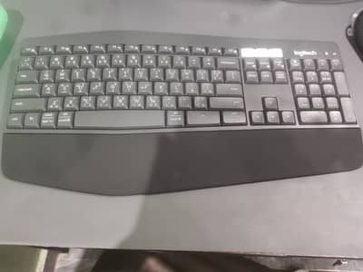 Logitech MK850 Performance Wireless Keyboard and Mouse Combo