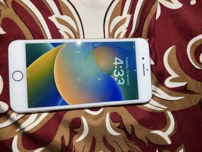 Iphone 8+ pta approved 64gb only panel break battery 10/8 battery 74%