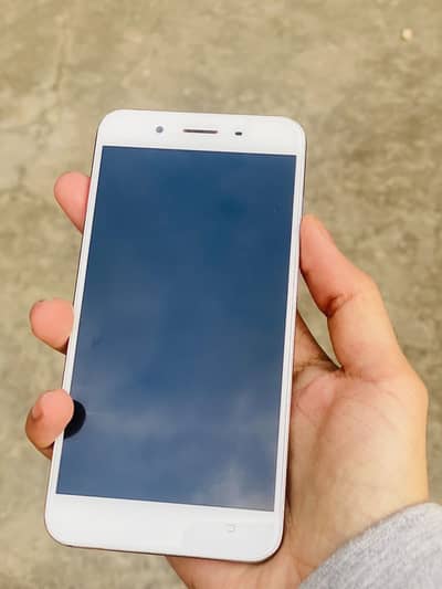 Vivo Y66 4 gb ram 64 gb memory