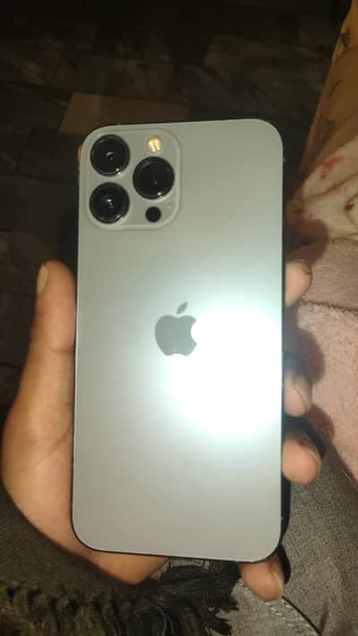 iphone 13 pro max bypass phone. contact on whatsapp 03480714655