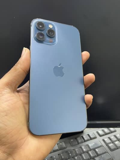 12 pro max(for parts)