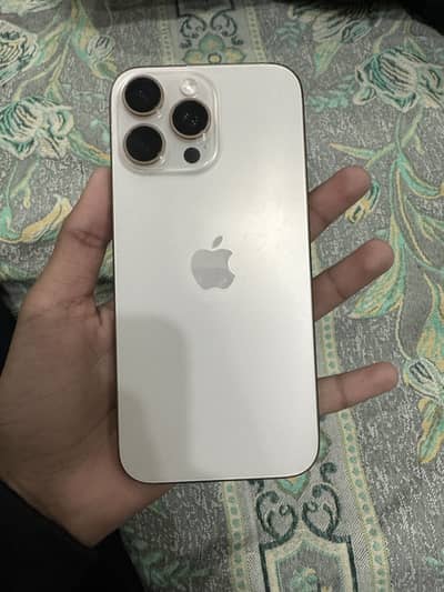 iPhone 16 pro max 256 gb 100 health