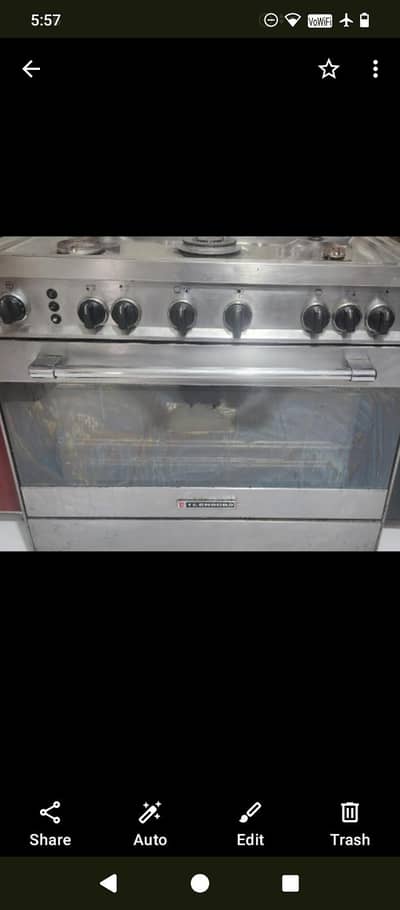 Excellent Condition  Oven
