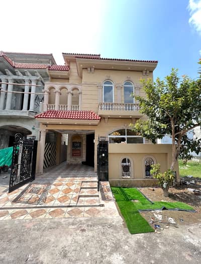 5 MARLA MODERN DESIGN HOUSE FOR RENT IN DHA PHASE 9