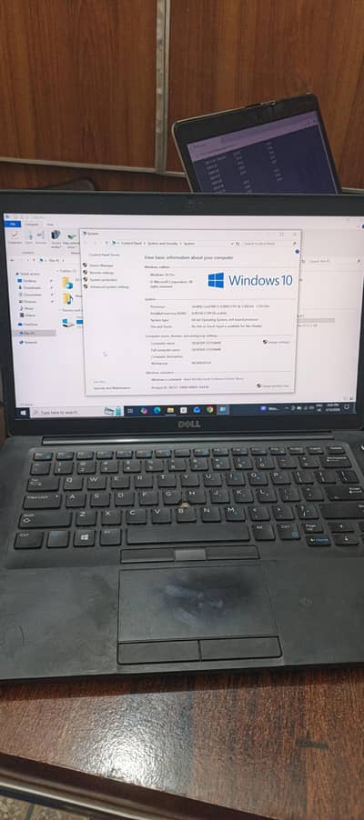 Dell latitude 7480 8/256 i3 6th gen