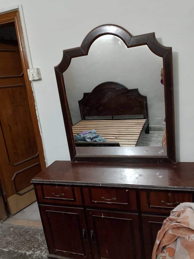 Dressing Table 2