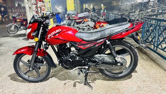 Suzuki GR150 2022
