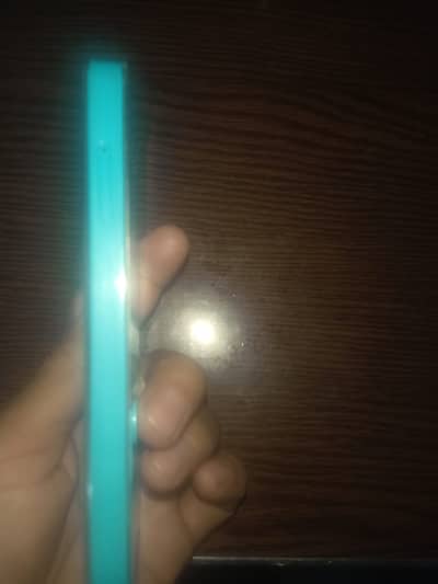 Calme 4G Smart touch and type mobile with 4000mah huge battery.