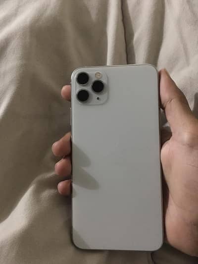 iPhone 11PM 256gb jvb waterpack bs corner mein Dot hai