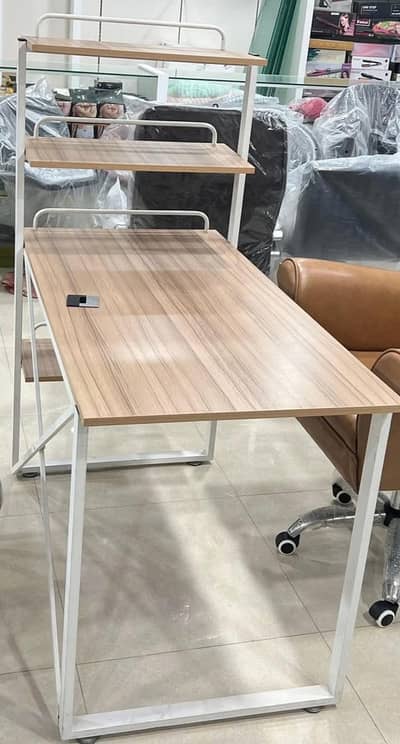 Brand new executive table for sale