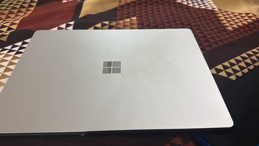 Surface Laptop 3 i5 10th generation