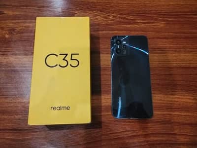 Realme C35
