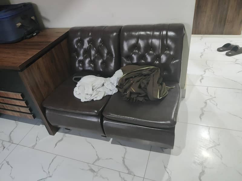 10 sofas available 2