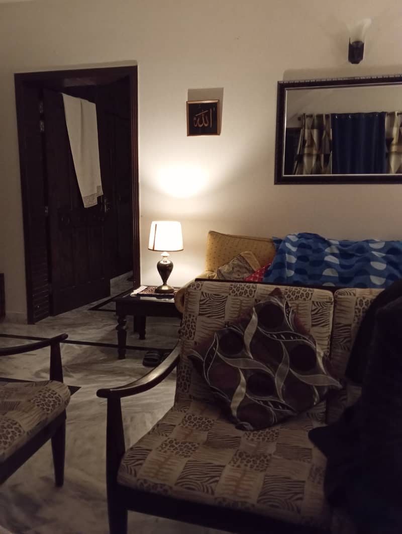 بچہ کے لئیے آیا 1