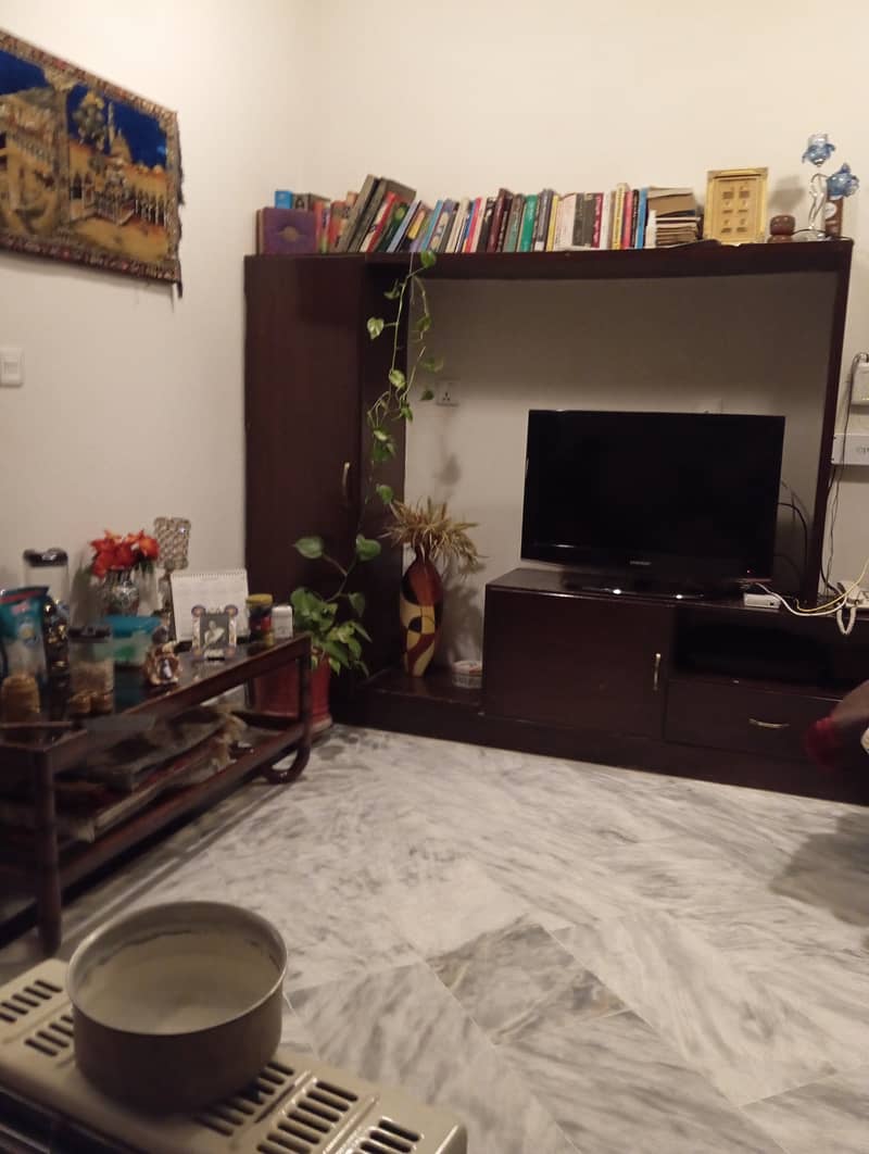 بچہ کے لئیے آیا 2